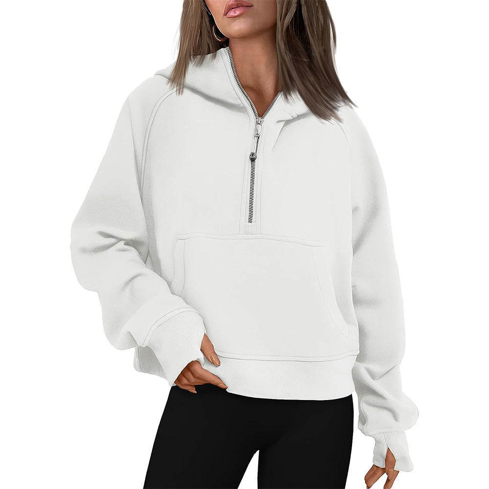 Cropped half-zip hoodie with front pocket and thumbholes in off-white